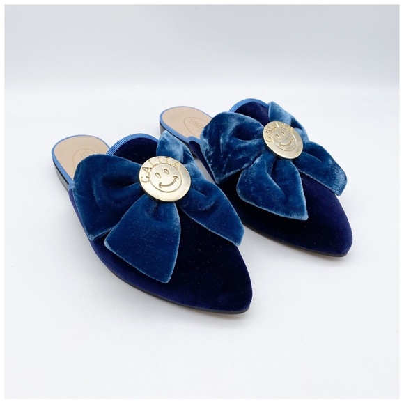 NWB Calitas World Blue Velvet Mules Size 36 - Picture 1 of 12
